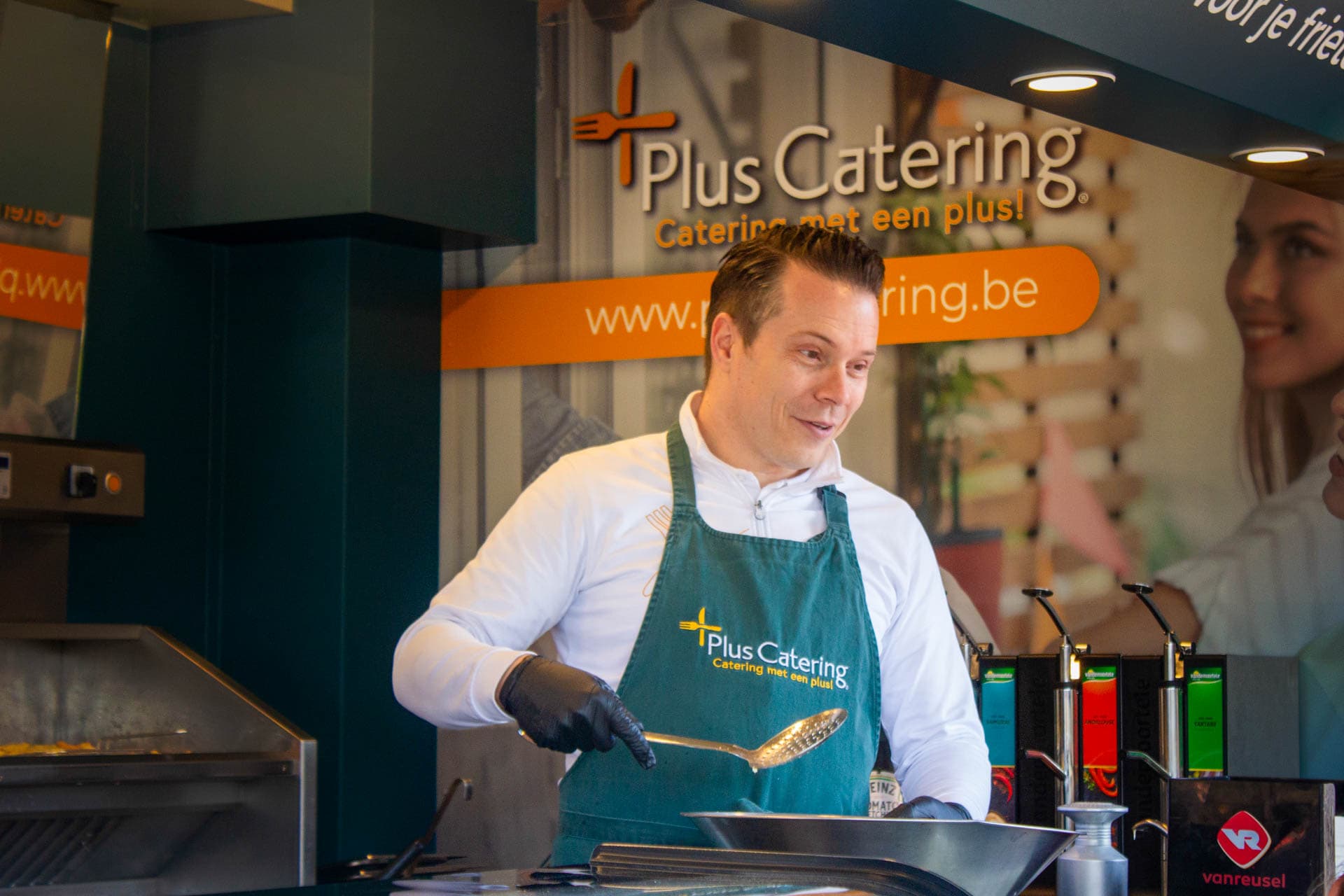 Frietkraan huren Limburg: PlusCatering Foodtrucks