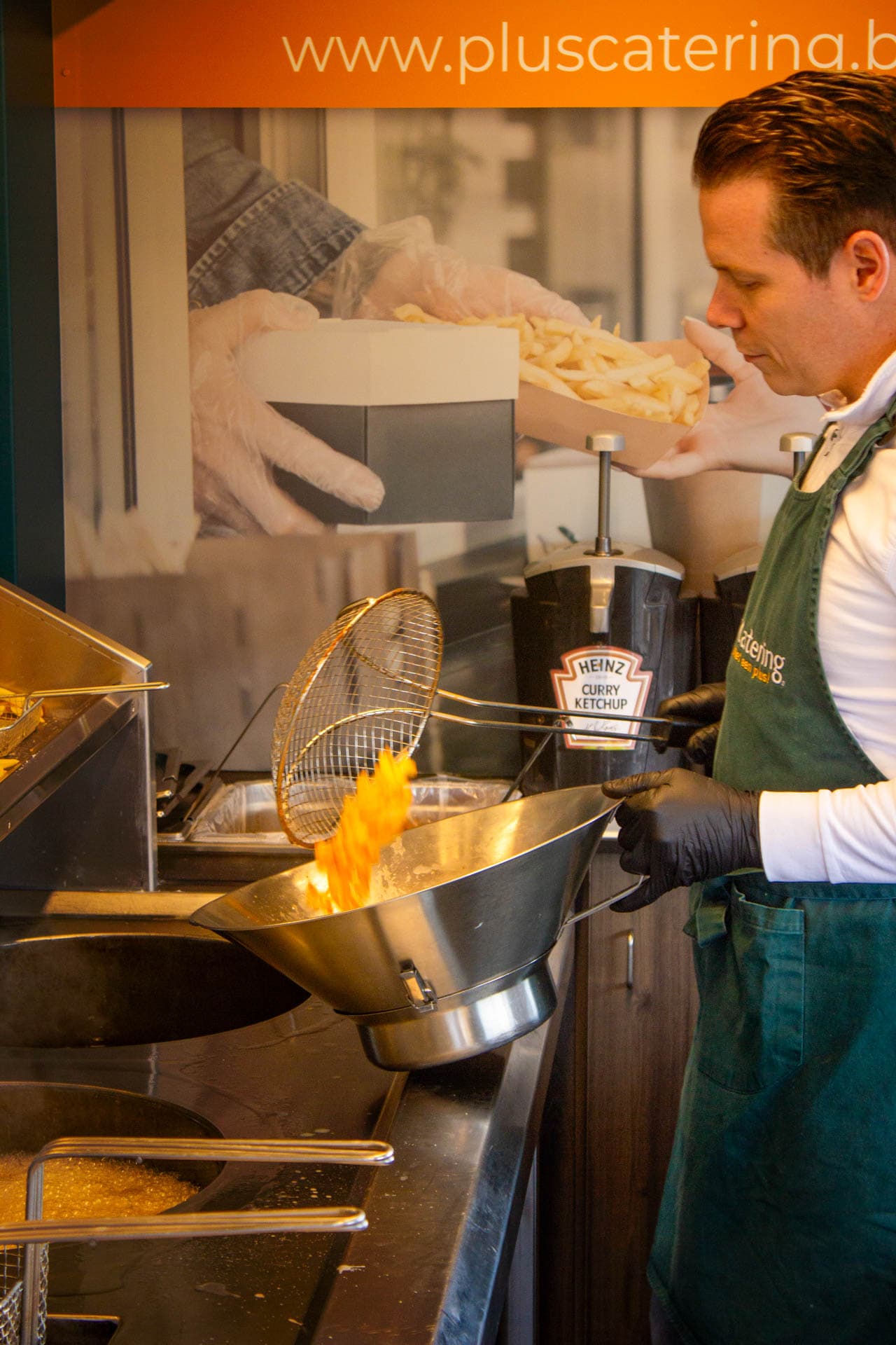 Frietwagen, Foodtruck of Frietkar Huren in Limburg - PlusCatering